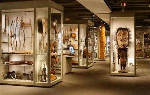 Anthropological_Museum.jpg